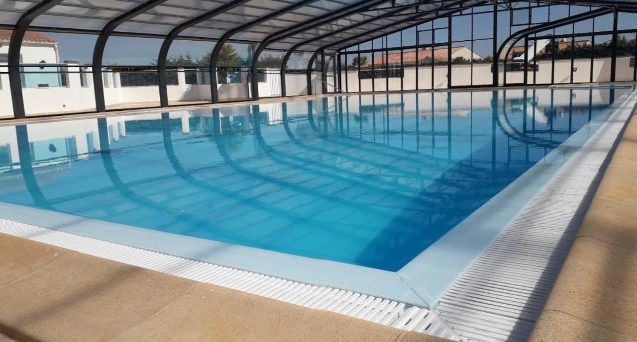 Chalet Pour 6 Dans Un Domaine Avec Piscine Brétignolles-sur-Mer Kültér fotó