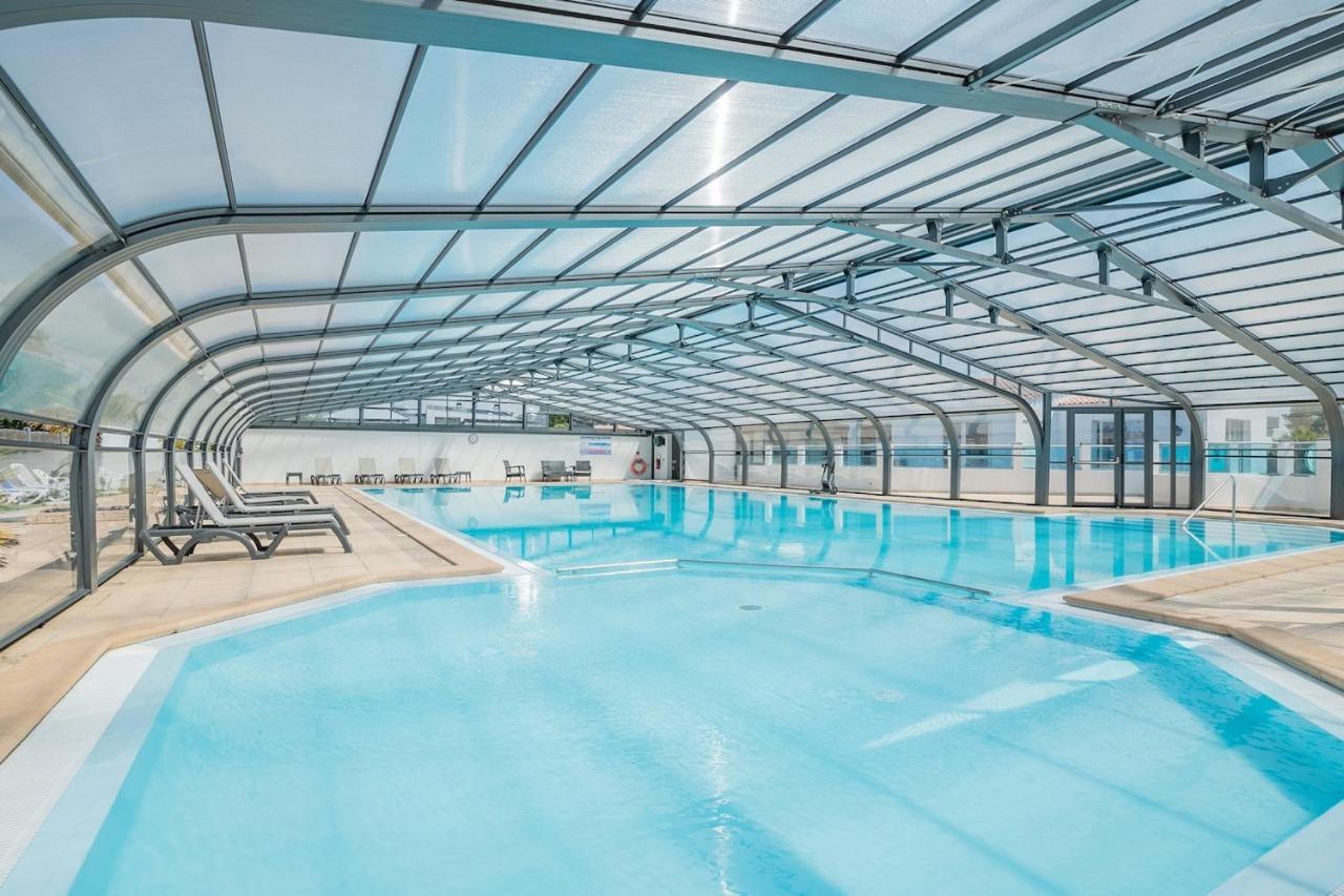 Chalet Pour 6 Dans Un Domaine Avec Piscine Brétignolles-sur-Mer Kültér fotó