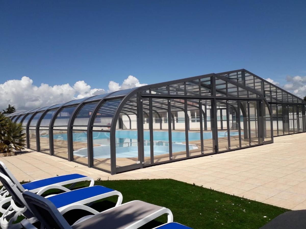 Chalet Pour 6 Dans Un Domaine Avec Piscine Brétignolles-sur-Mer Kültér fotó
